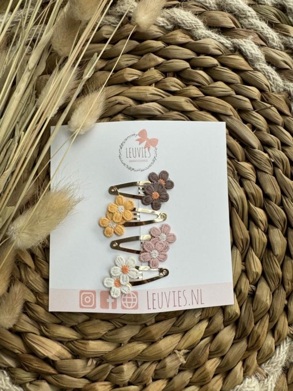 Leuvies setje van 4 klikklak haarspeldjes - Sophie little retro flowers