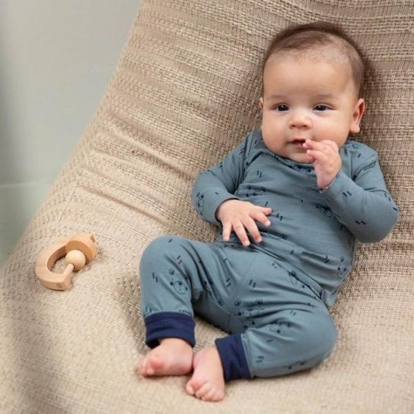 N272 Dirkje jongens babyshirtje dusty green met beer - Afbeelding 3