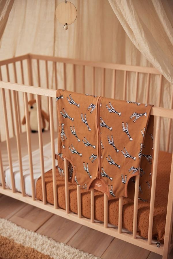 Jollein slaapzak zomer mouwloos giraffe - caramel (0.5 tog) - Afbeelding 4