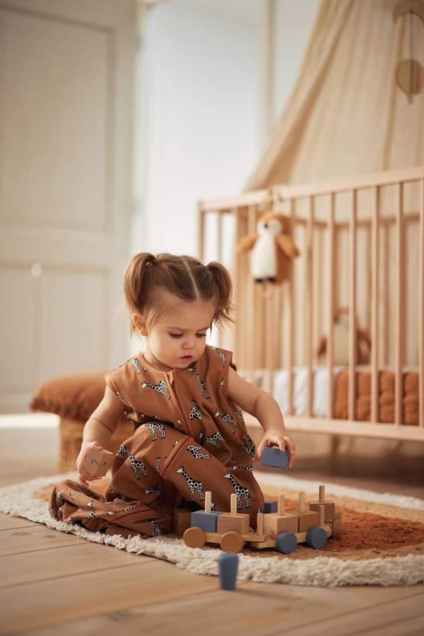Jollein slaapzak zomer mouwloos giraffe - caramel (0.5 tog) - Afbeelding 5