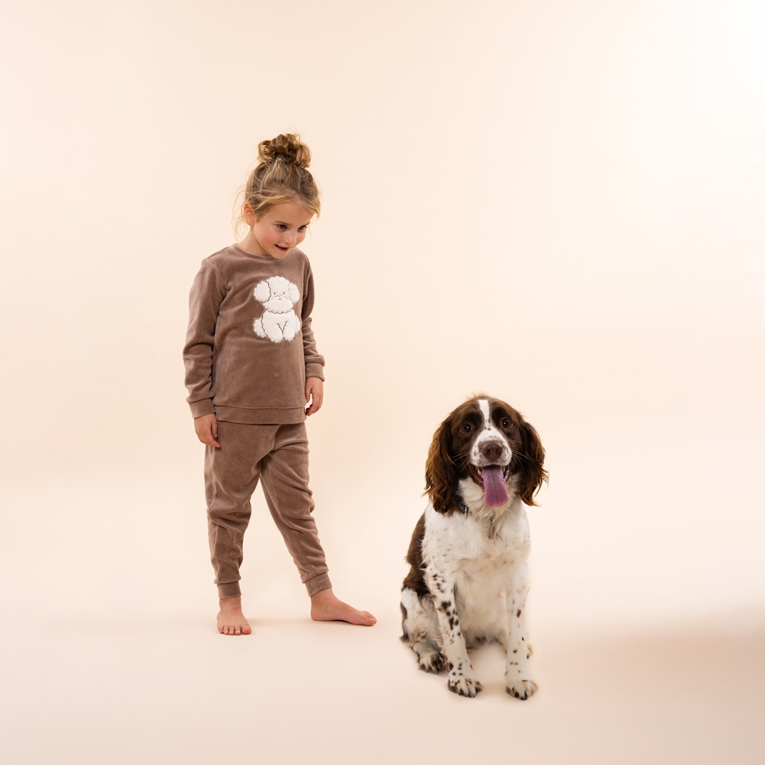 Charlie Choe Meisjes Velours Set Bruin Hondje - Afbeelding 4